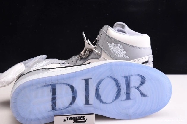 Rep LUCY x High CN8607-002 Jordan (DR box) DR Retro 1 shoe 0714